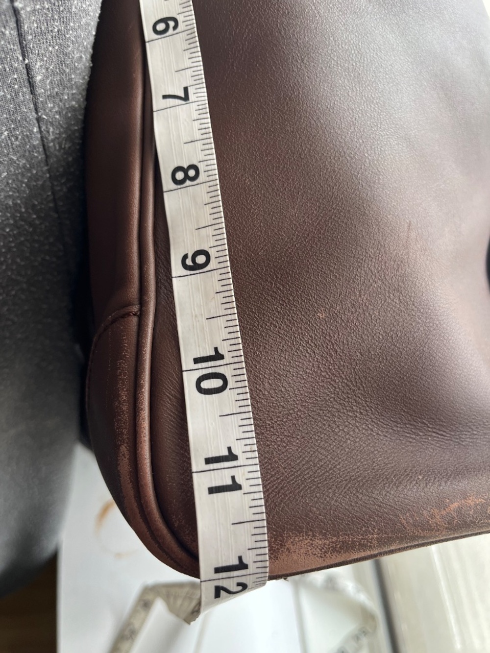 Brunello Cucinelli vintage leather duffel. - Picture 5 of 9